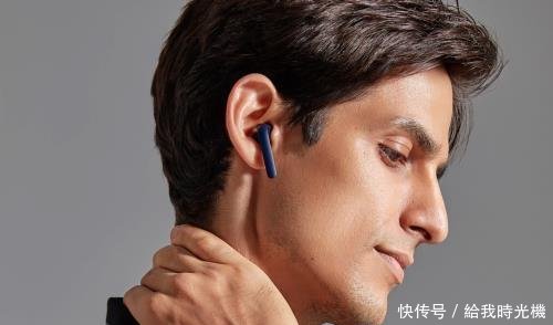 无线耳机充电盒不是无线的