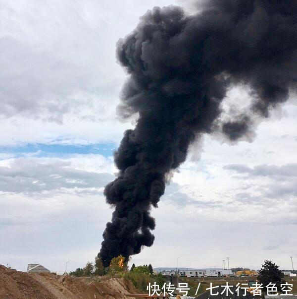 哈空难是什么飞机