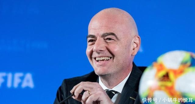 大连世俱杯足球场