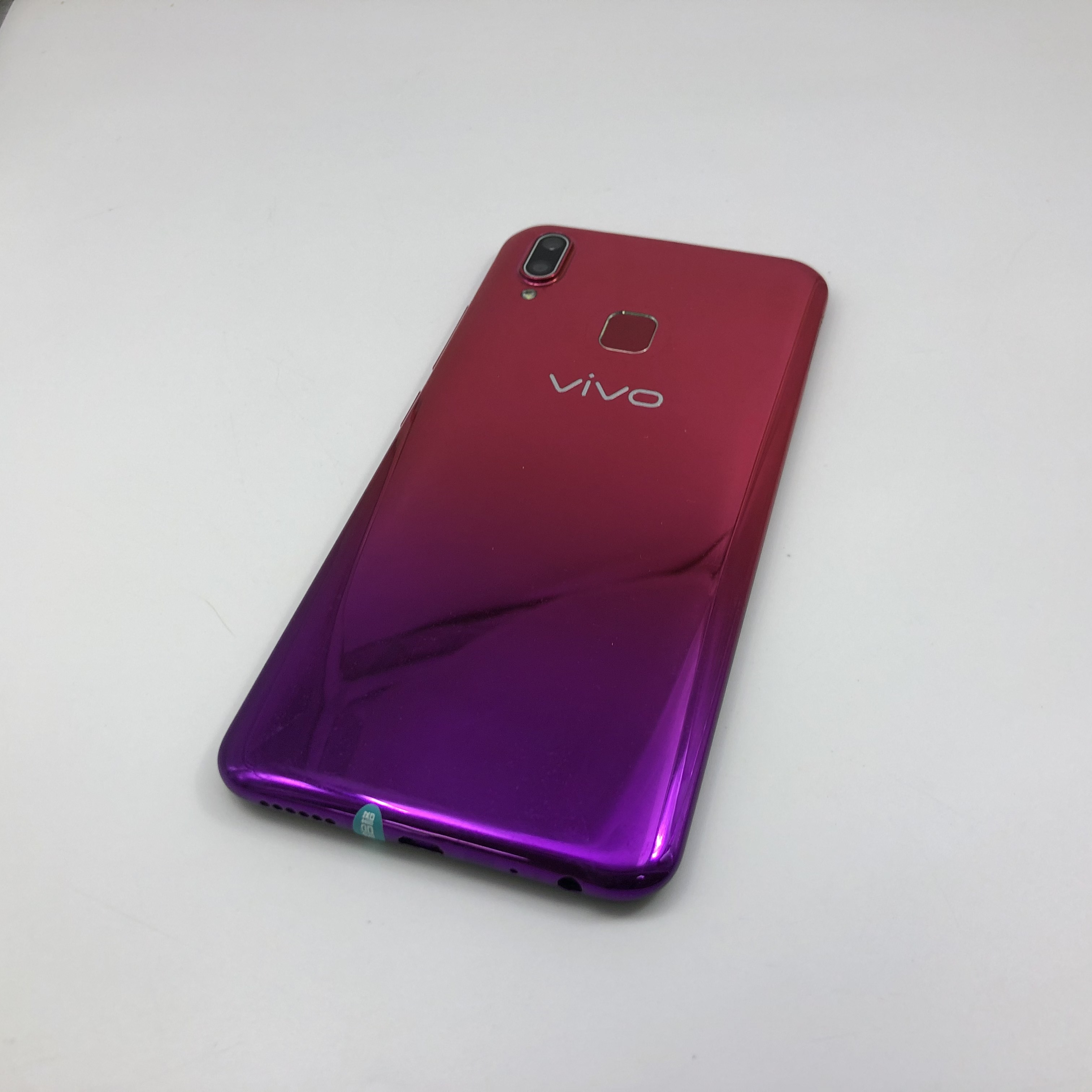 官方质检8成新及以下 vivo u1