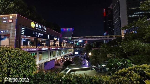 荣耀20pro与v30拍照