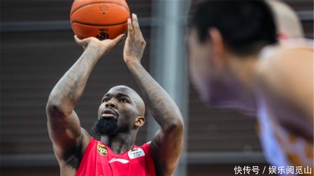 cba广东男篮对阵辽宁