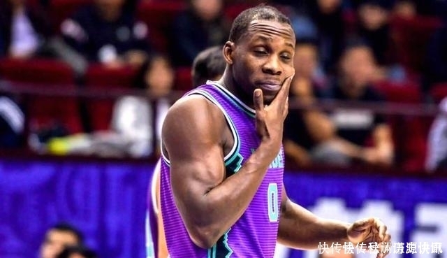 哈德森向全队道歉