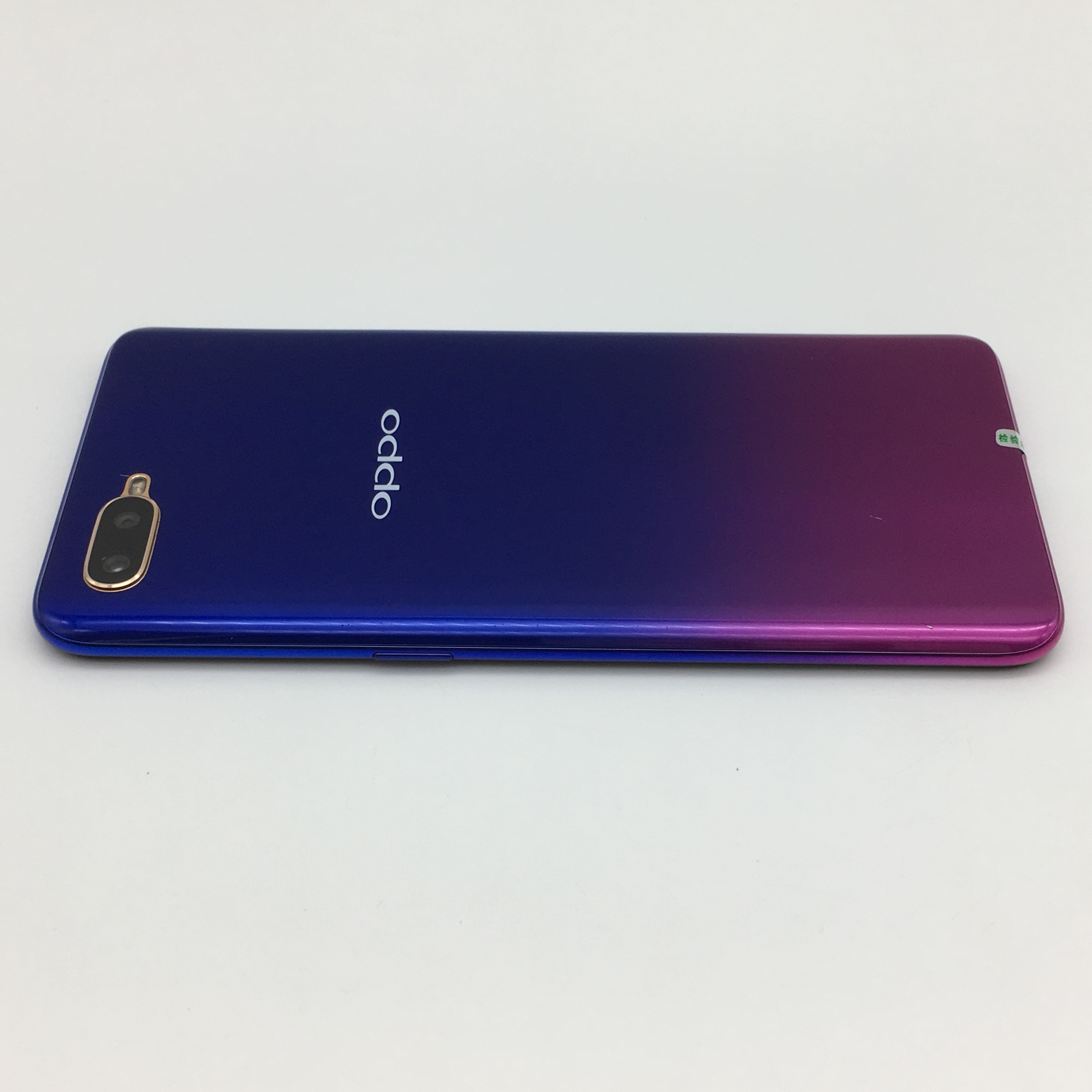 官方质检8成新及以下 oppo r15x