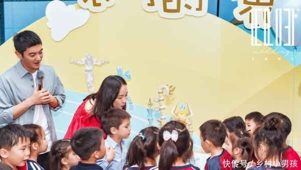 霍思燕杜江亲吻照