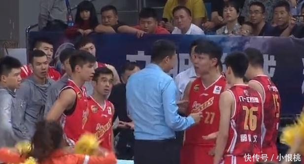 王治郅在八一男篮打过球不