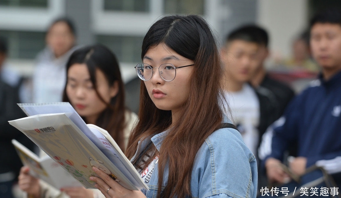 国考中央公务员在哪考试时间