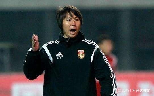 东亚杯国足教练