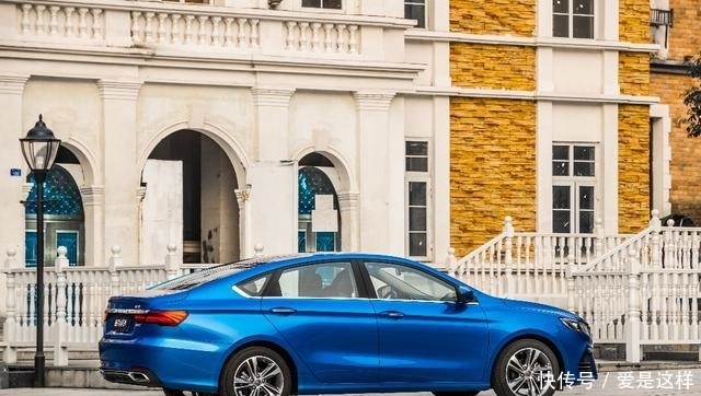 坐动车坐里面好